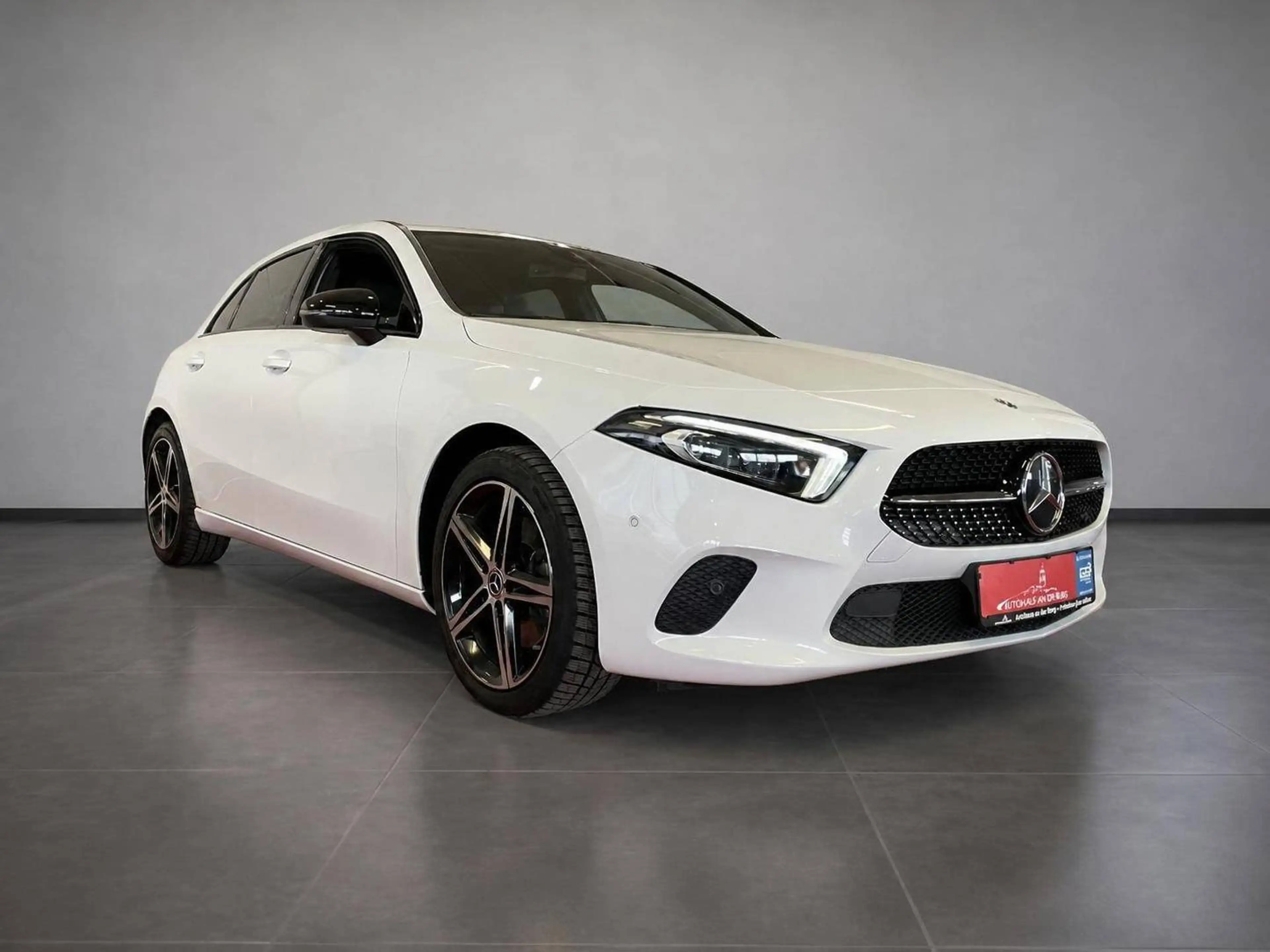 Mercedes-Benz A 220 d -Scheckheft-Navi-PDC