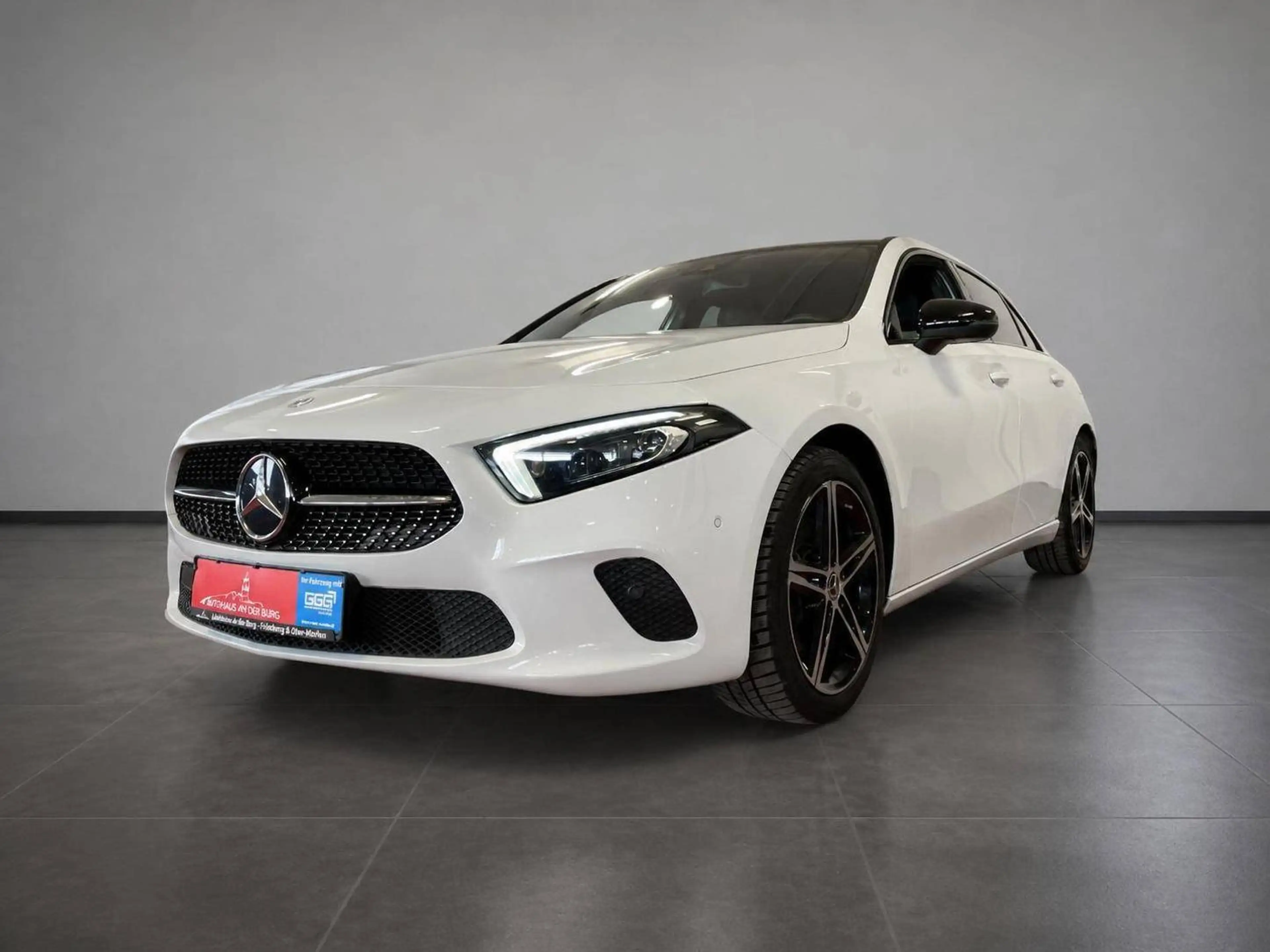 Mercedes-Benz A 220 d -Scheckheft-Navi-PDC — photo 3