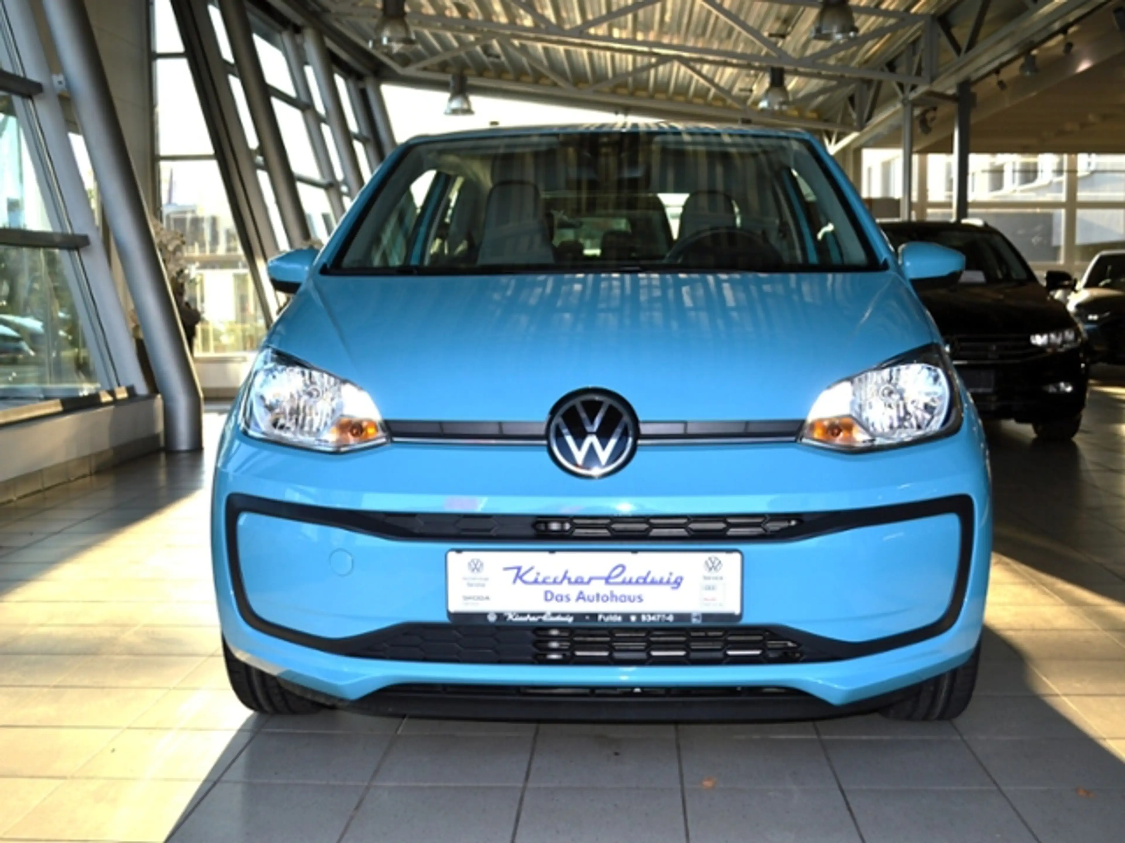 Volkswagen up! 1,0 l 48 kW (65 PS) 5-Gang — photo 2