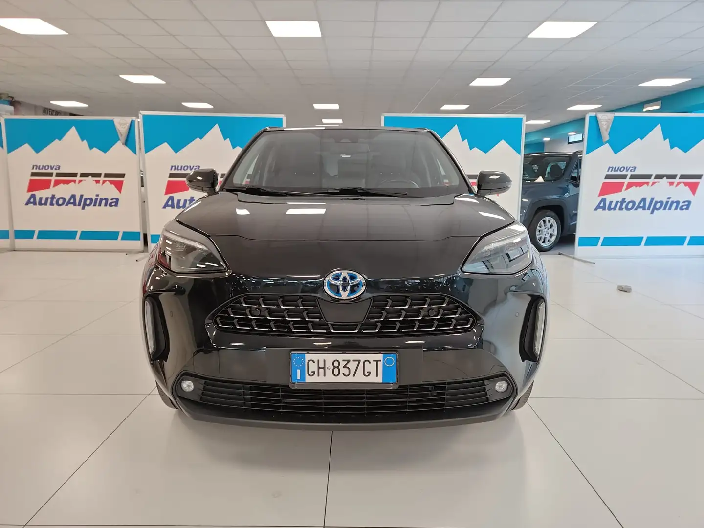 Toyota Yaris Cross 1.5h Lounge awd-i 116cv e-cvt Schwarz - 2