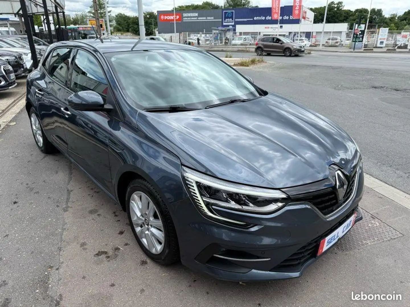 Renault Megane IV (2) 1.5 bluedci 115 business 12-2021 Gris - 2