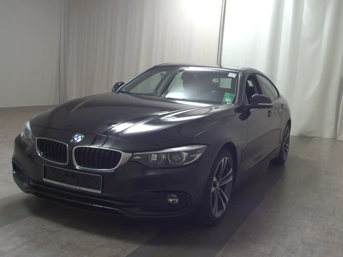 BMW 418 Gran Coupé Coupé Sport-Line Navi LED Shz PDC Schwarz - 2
