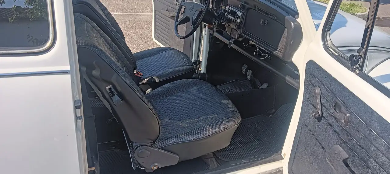Volkswagen Maggiolino 1.2 tedesco, foto 1