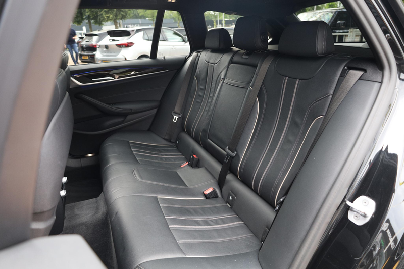 BMW 530 5-serie Touring 530d High Executive — photo 29