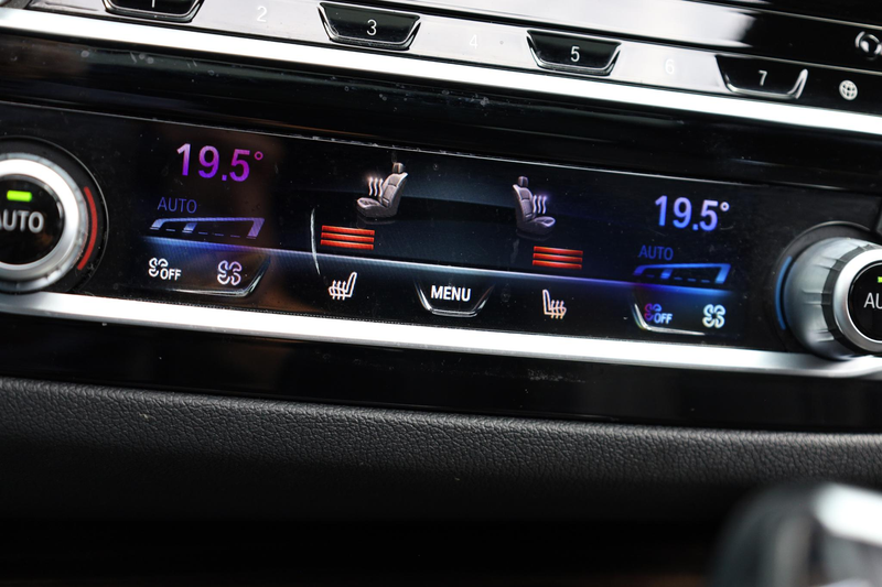 BMW 530 5-serie Touring 530d High Executive — photo 19
