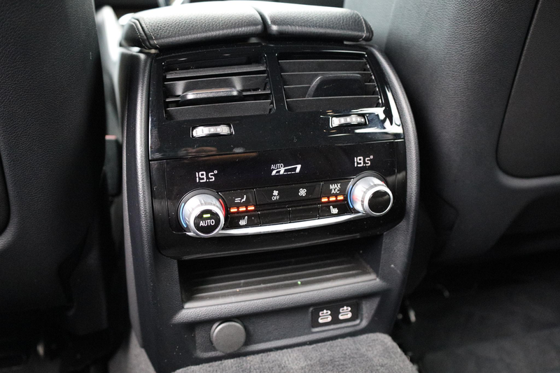 BMW 530 5-serie Touring 530d High Executive — photo 30
