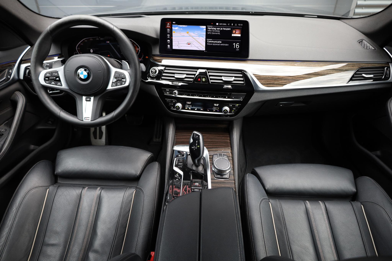 BMW 530 5-serie Touring 530d High Executive — photo 44
