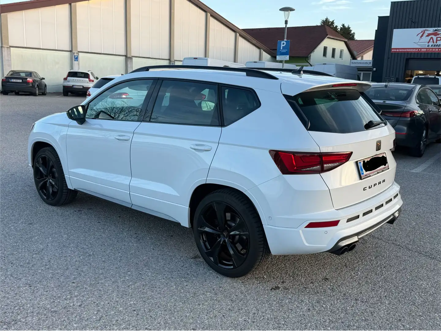 CUPRA Ateca Ateca VZ 2,0 TSI 4Drive DSG Weiß - 2