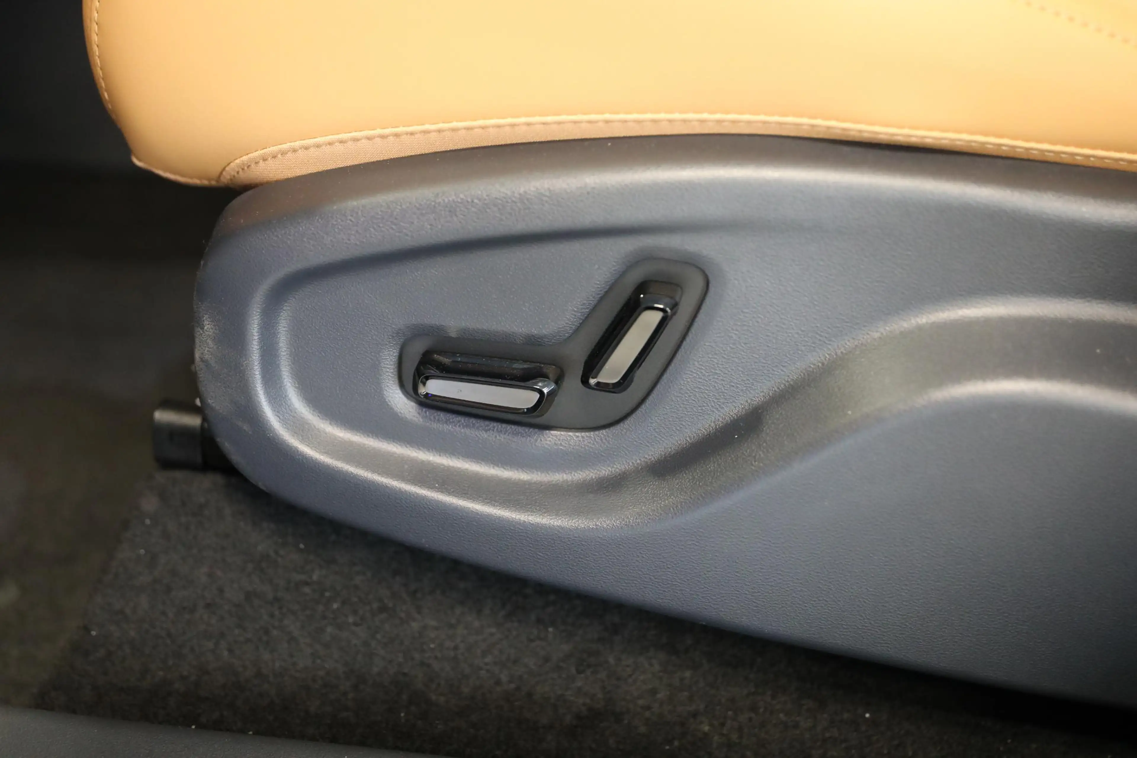 Geely Starray EM-i 1.5 Max+ | Verwacht — photo 24