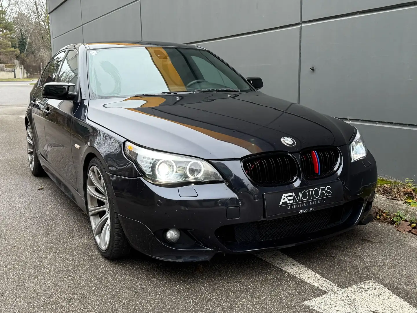 BMW 525 d //AB WERK M-PAKET// KREDIT // ALU // Blau - 2