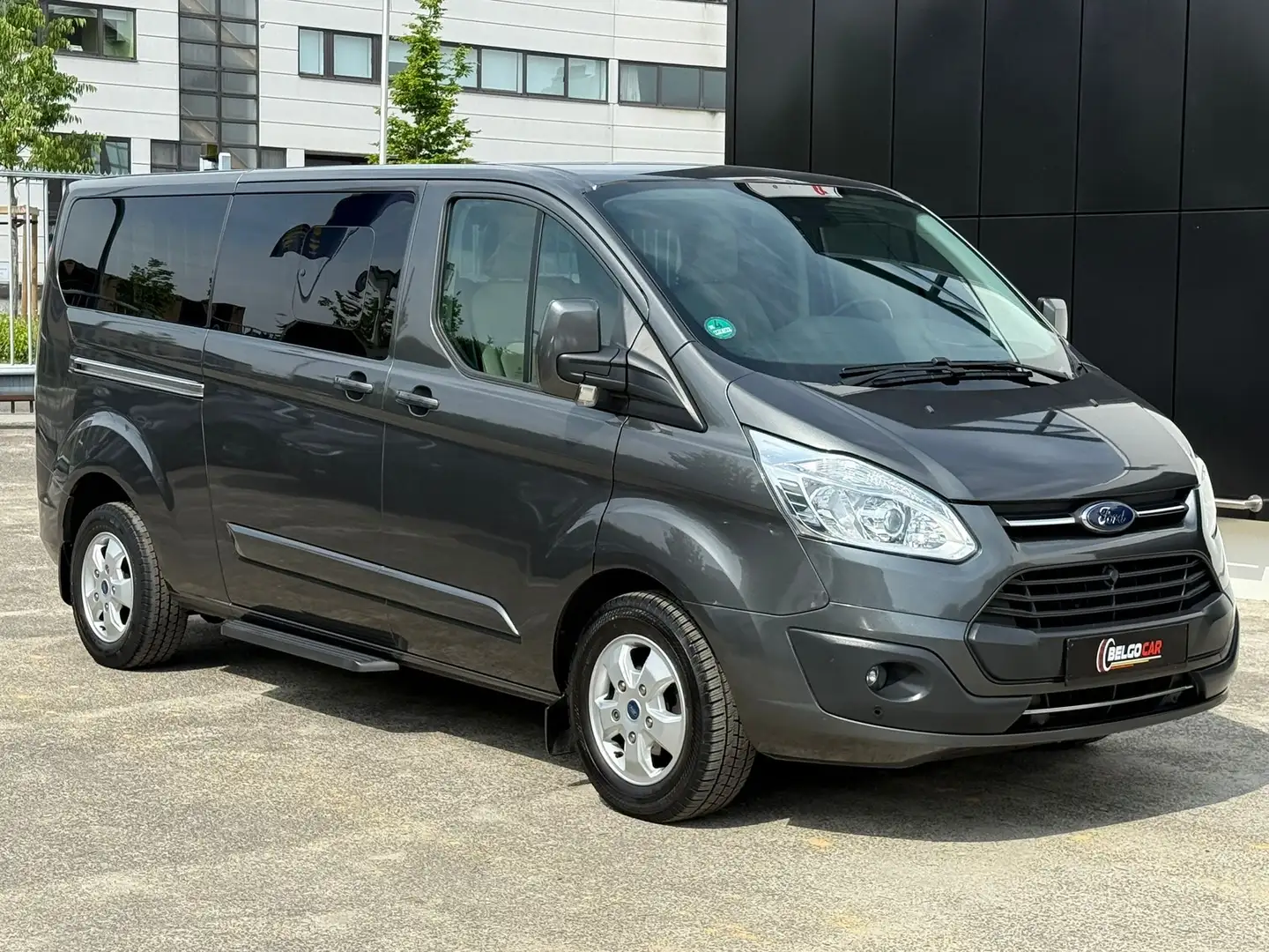 Ford Tourneo Custom 2.0 TDCi -  8 PLACES - AIRCO - CUIR Gris - 2