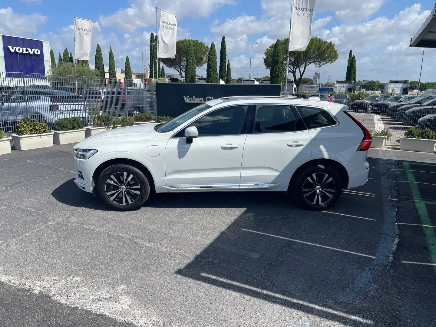 Volvo XC60 XC60 T6 Recharge Plug-in Hybrid AWD Inscription E Bianco - 2