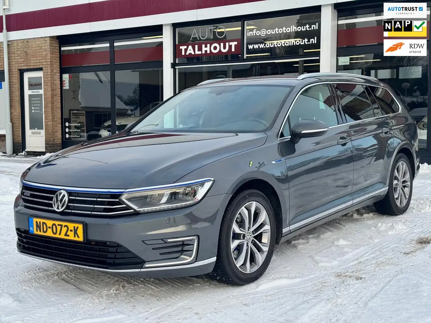 Volkswagen Passat Variant 1.4 TSI GTE Connected Series | HYBRIDE | TREKHAAK Grau - 1
