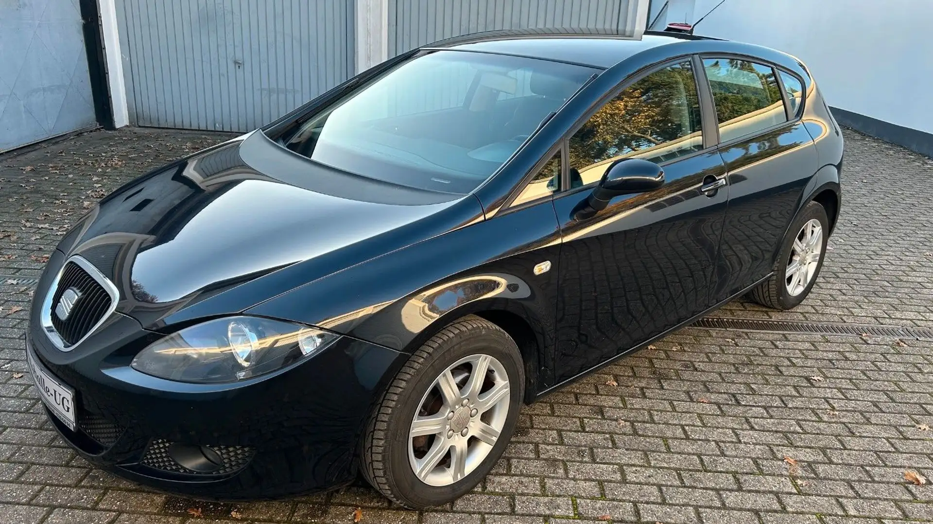 SEAT Leon Stylance / Klimaautomatik Schwarz - 1