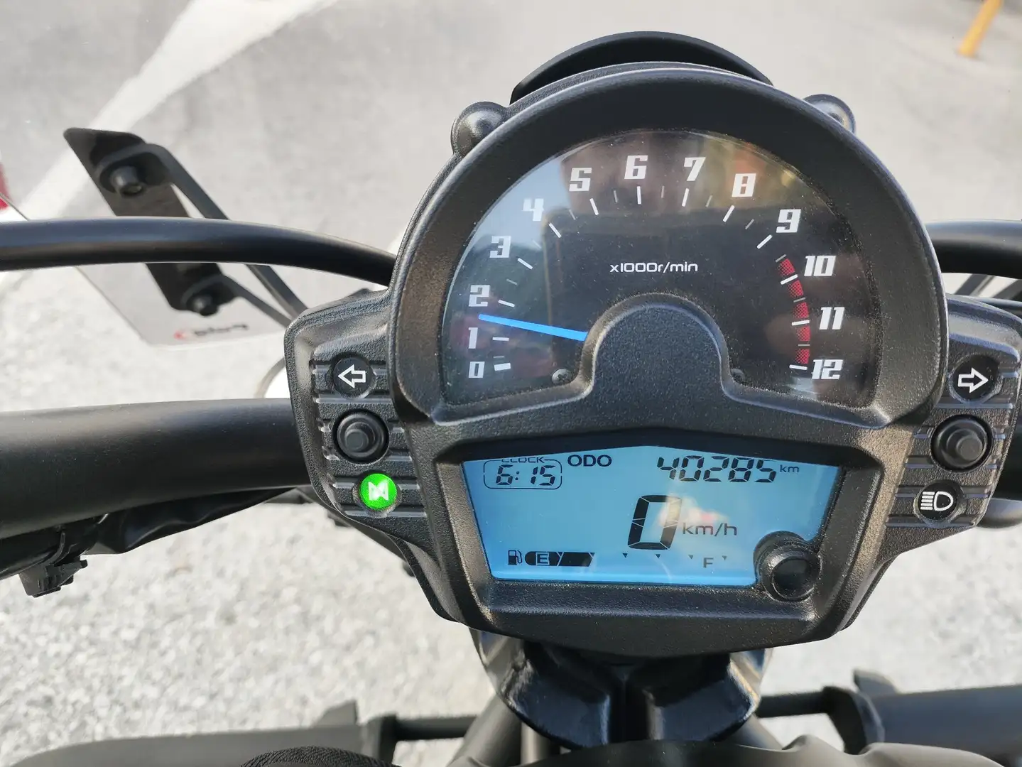 Kawasaki Vulcan S Custom Blanco - 2