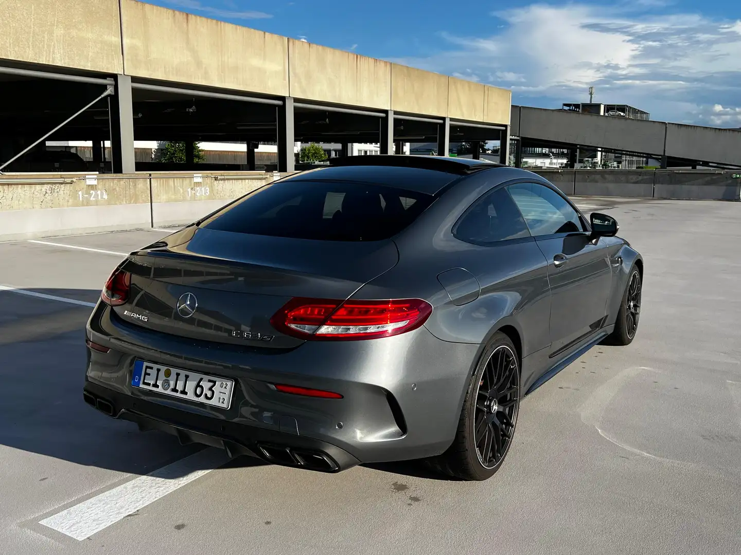 Mercedes-Benz C 63 AMG Coupe S Speedshift 7G-MCT Grey - 1