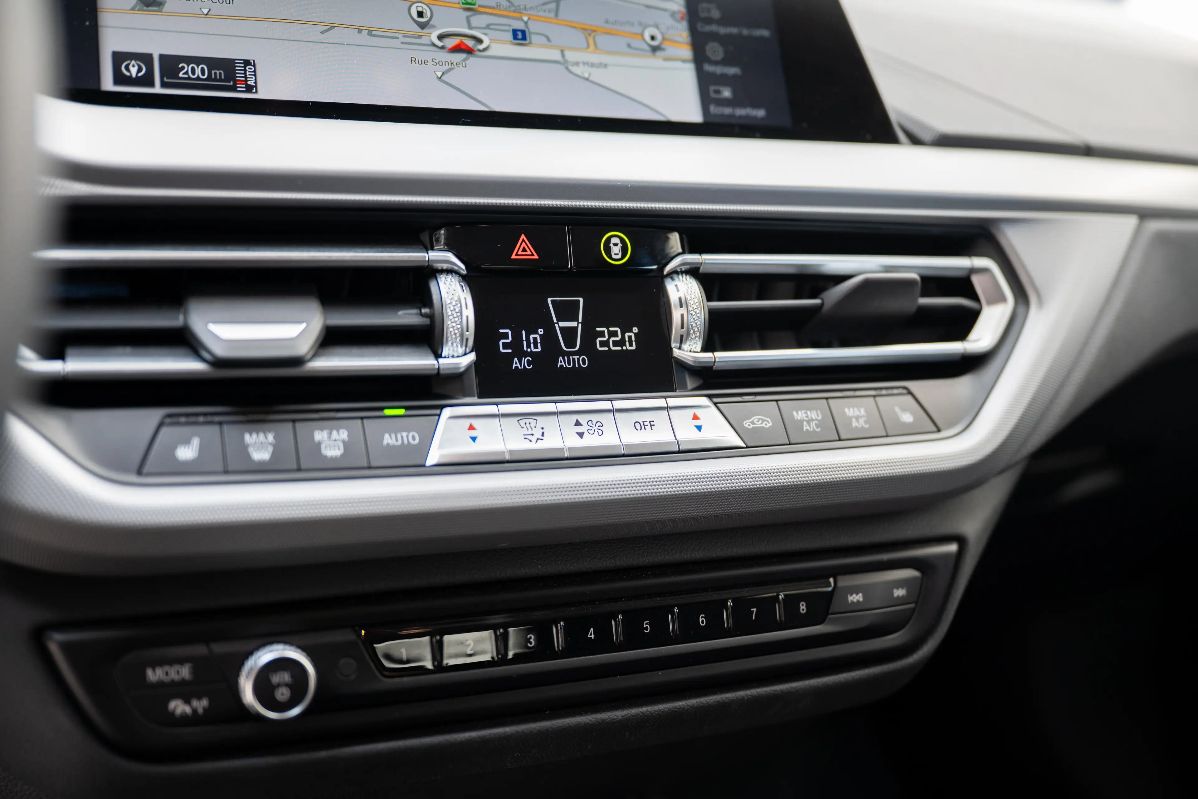 BMW 116 116dA - Garantie 12 mois — photo 10