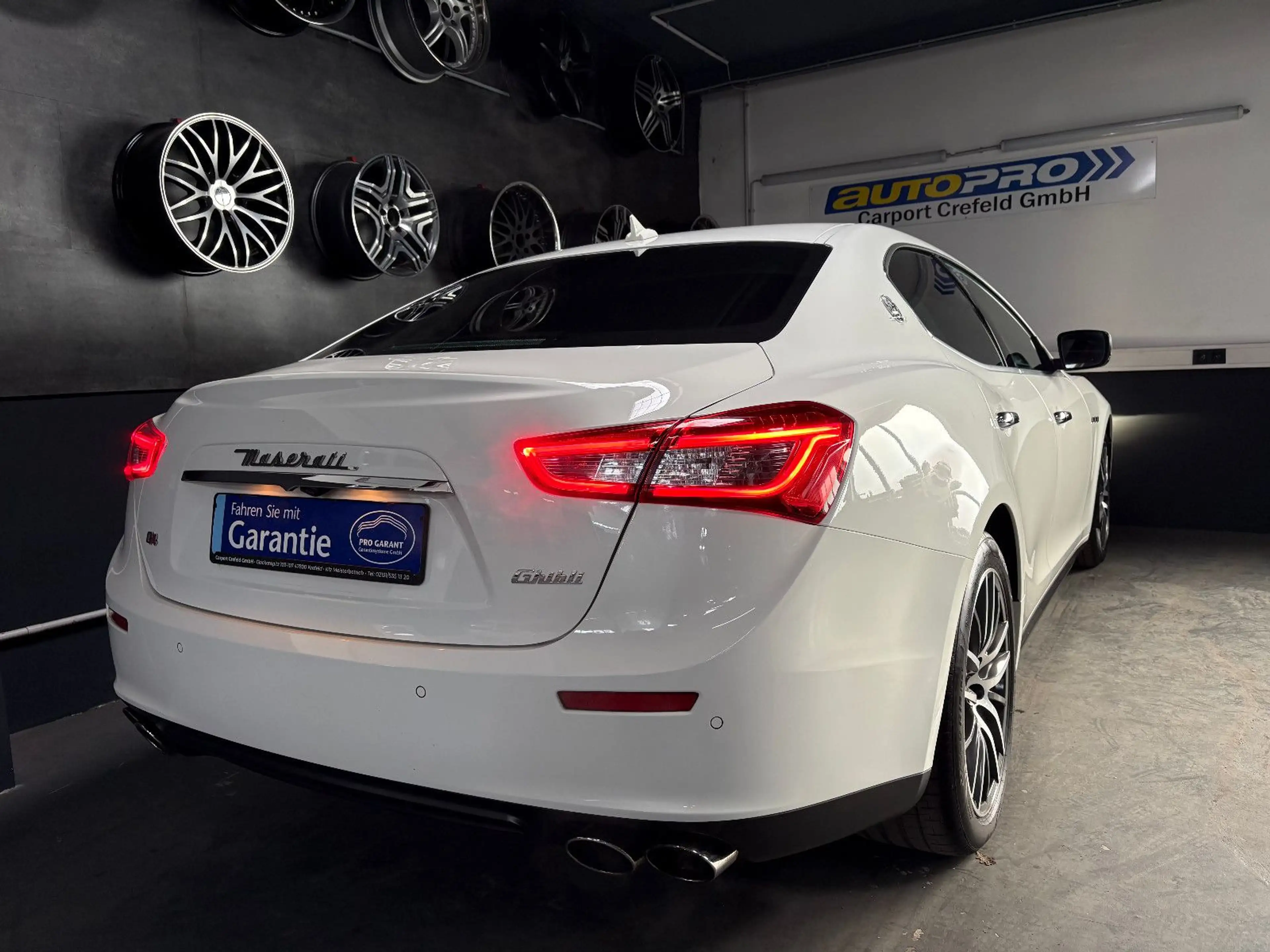 Maserati Ghibli 3.0 V6 S Q4 Automatik — photo 12