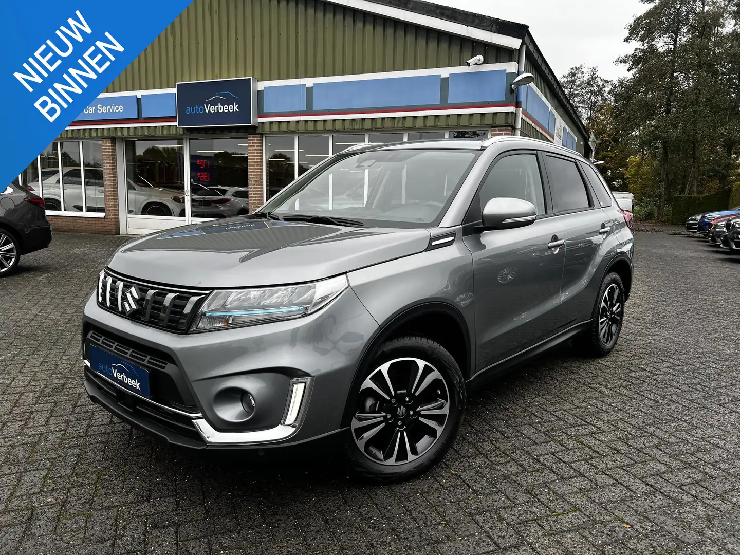 Suzuki Vitara 1.4 Boosterjet Style Smart Hybrid | Panoramadak | Grijs - 1