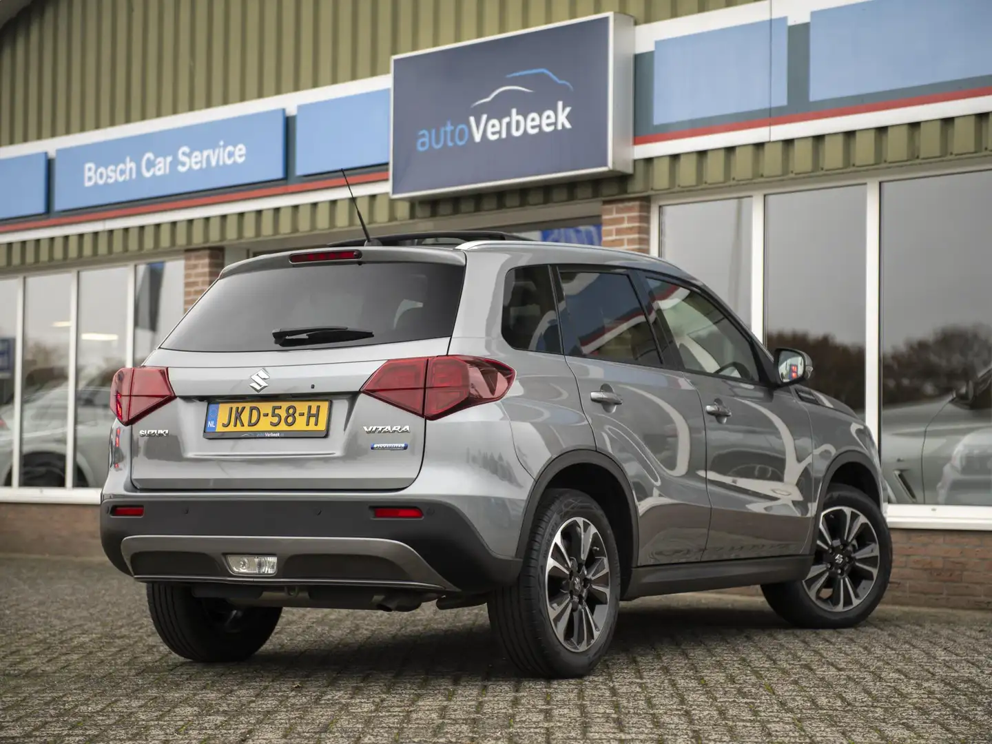 Suzuki Vitara 1.4 Boosterjet Style Smart Hybrid | Panoramadak | Grigio - 2