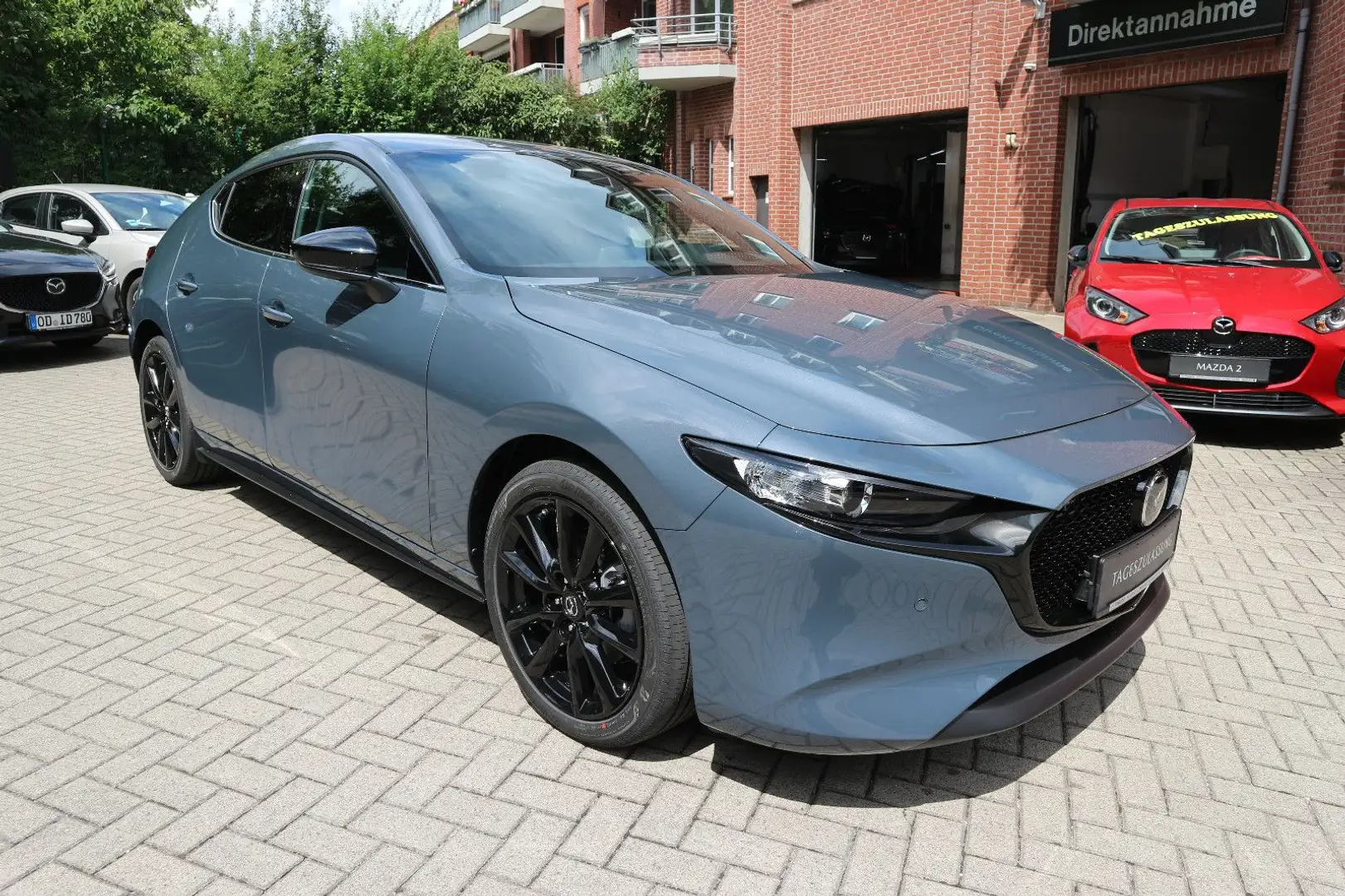 Mazda 3 2.5L e-SKYACTIV-G 140 MT FWD Homura Grau - 1