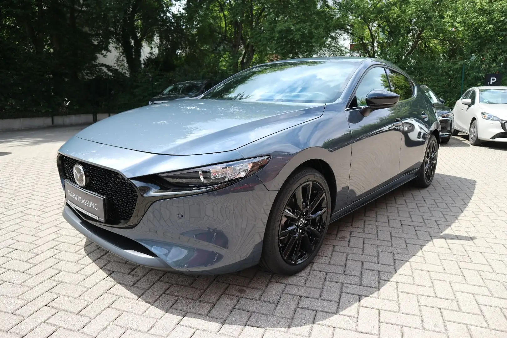 Mazda 3 2.5L e-SKYACTIV-G 140 MT FWD Homura Grau - 2