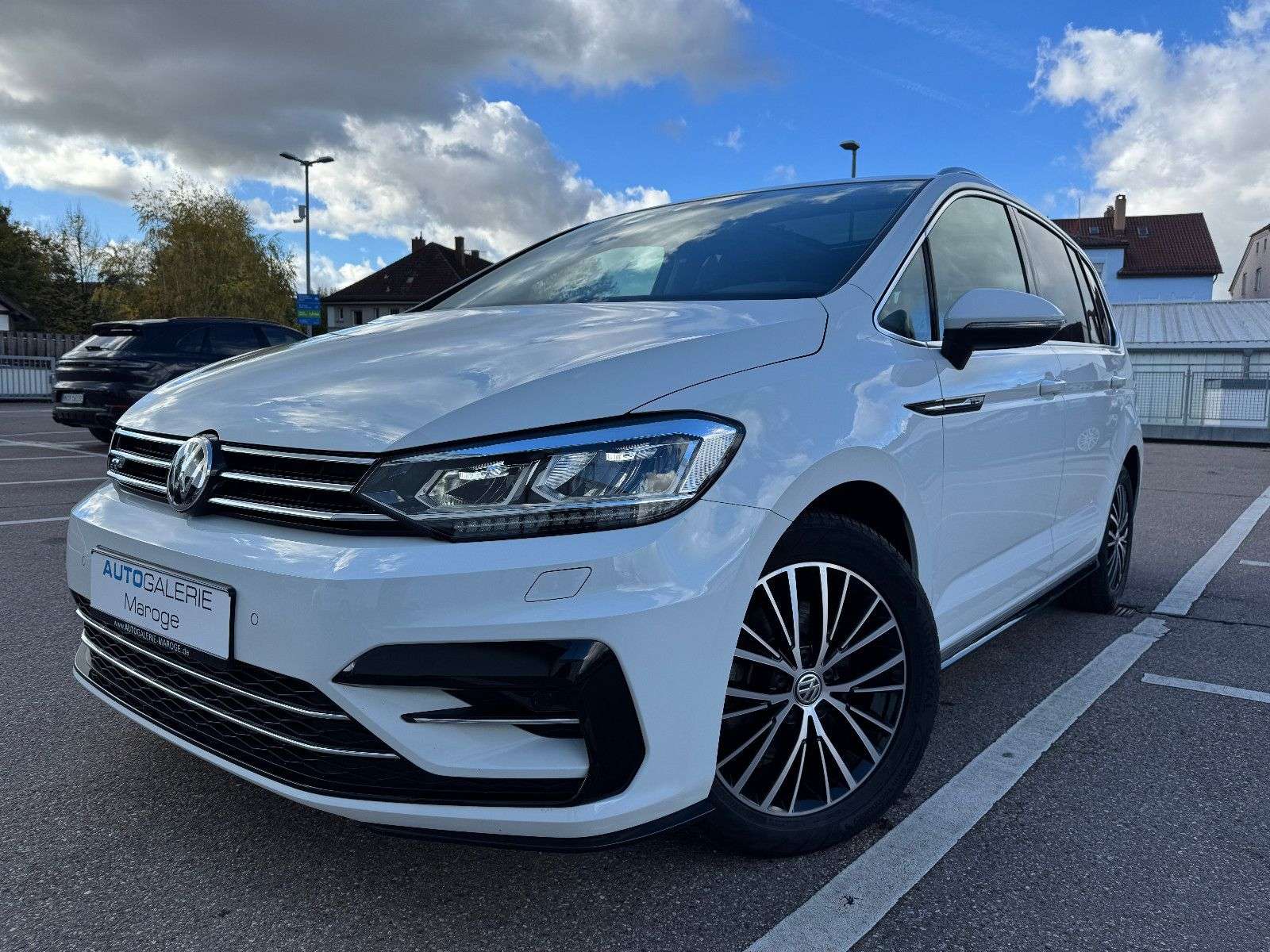 Second hand Volkswagen Touran 2.0