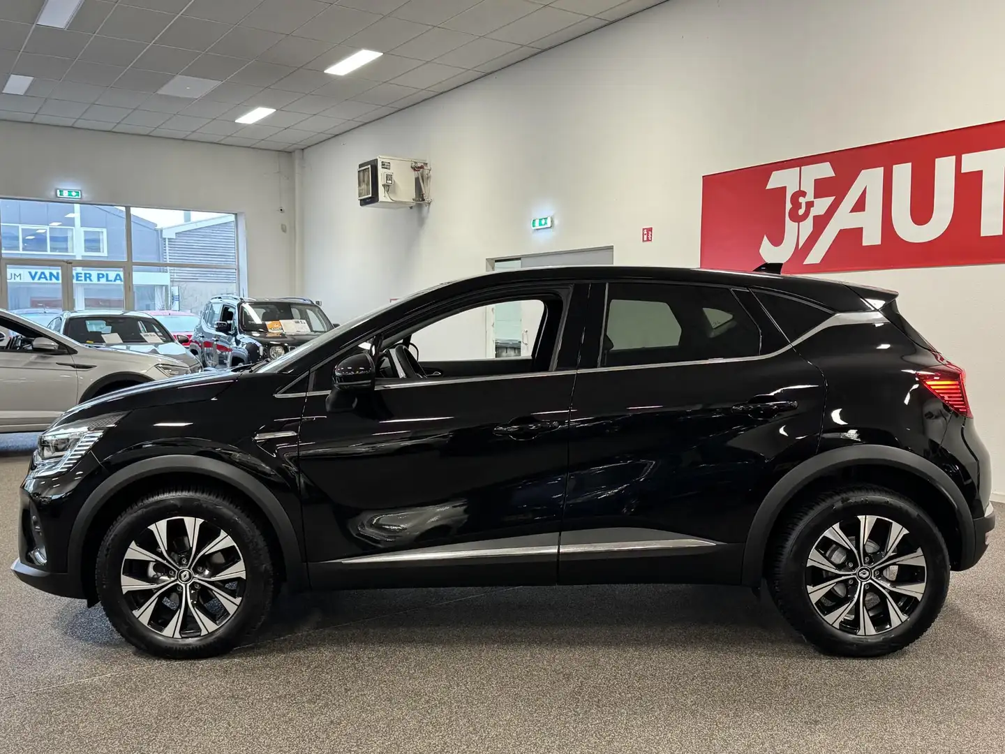 Renault Captur 1.3 Mild Hybrid NAVIGATIE/CAMERA, ECC AIRCO, CRUIS Zwart - 2