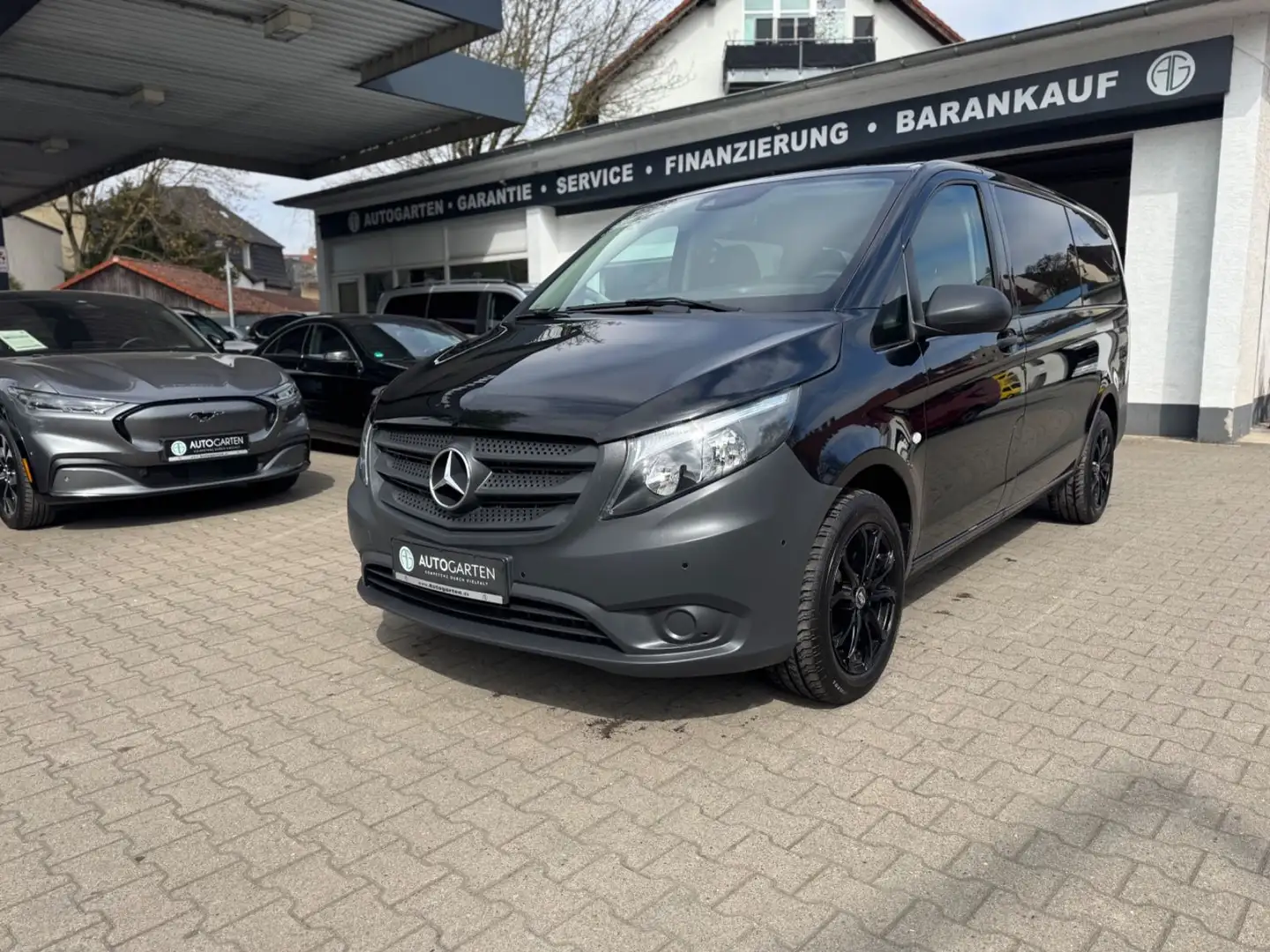 Mercedes-Benz Vito Mercedes*VitoTourer 116 CDI*Pro-lang*9-SITZER* Noir - 1