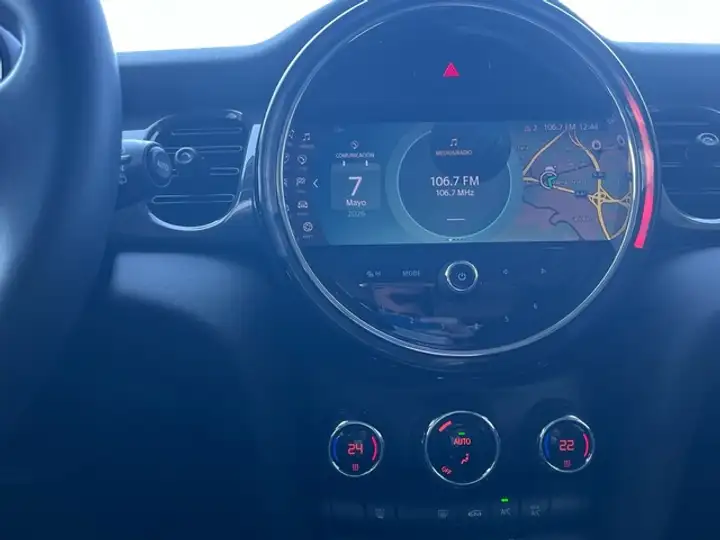 MINI Cooper 2022, foto 20