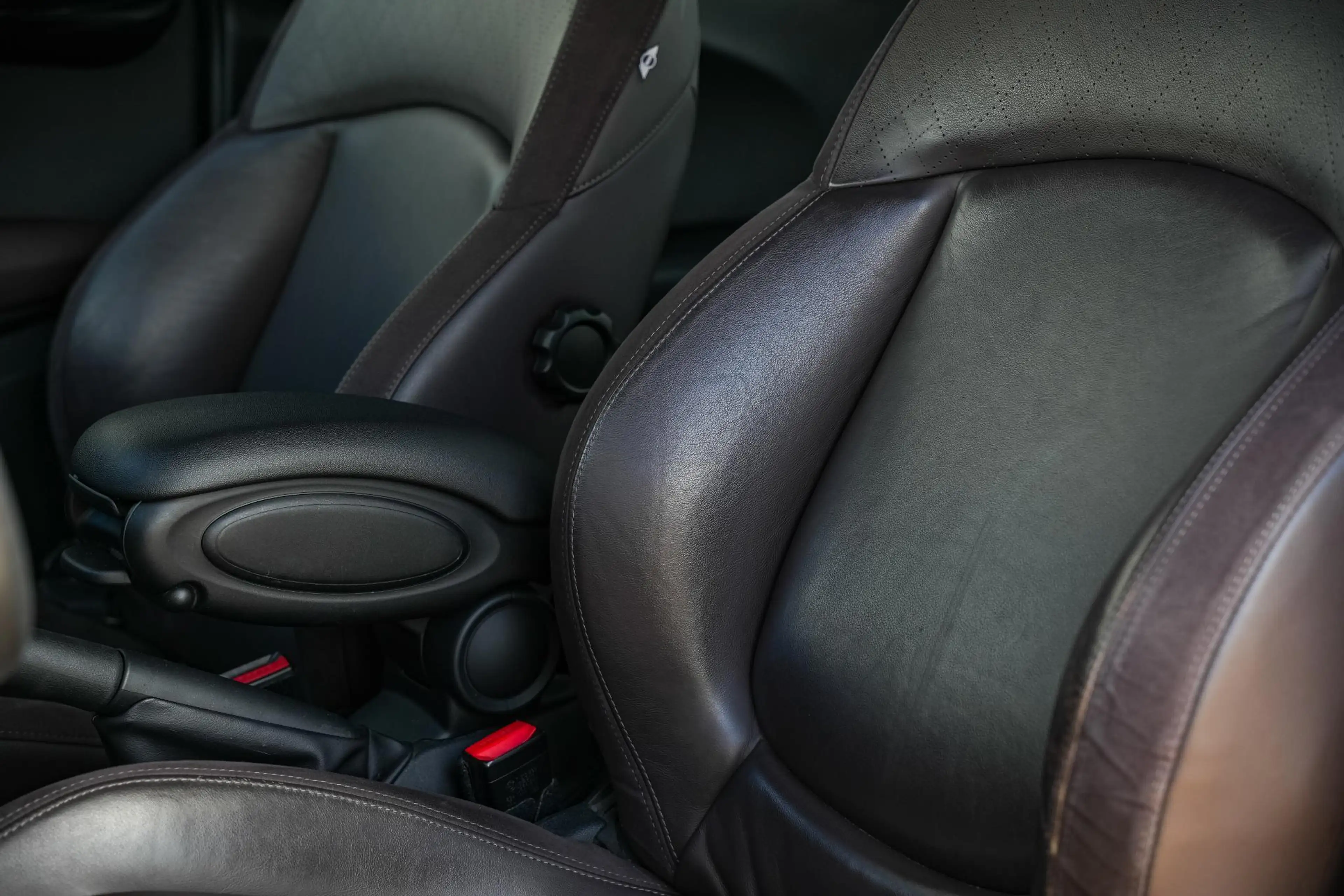MINI Cooper D Mini 1.5 Chili HeadUp Navi LED Leer Cruise Clima — photo 23