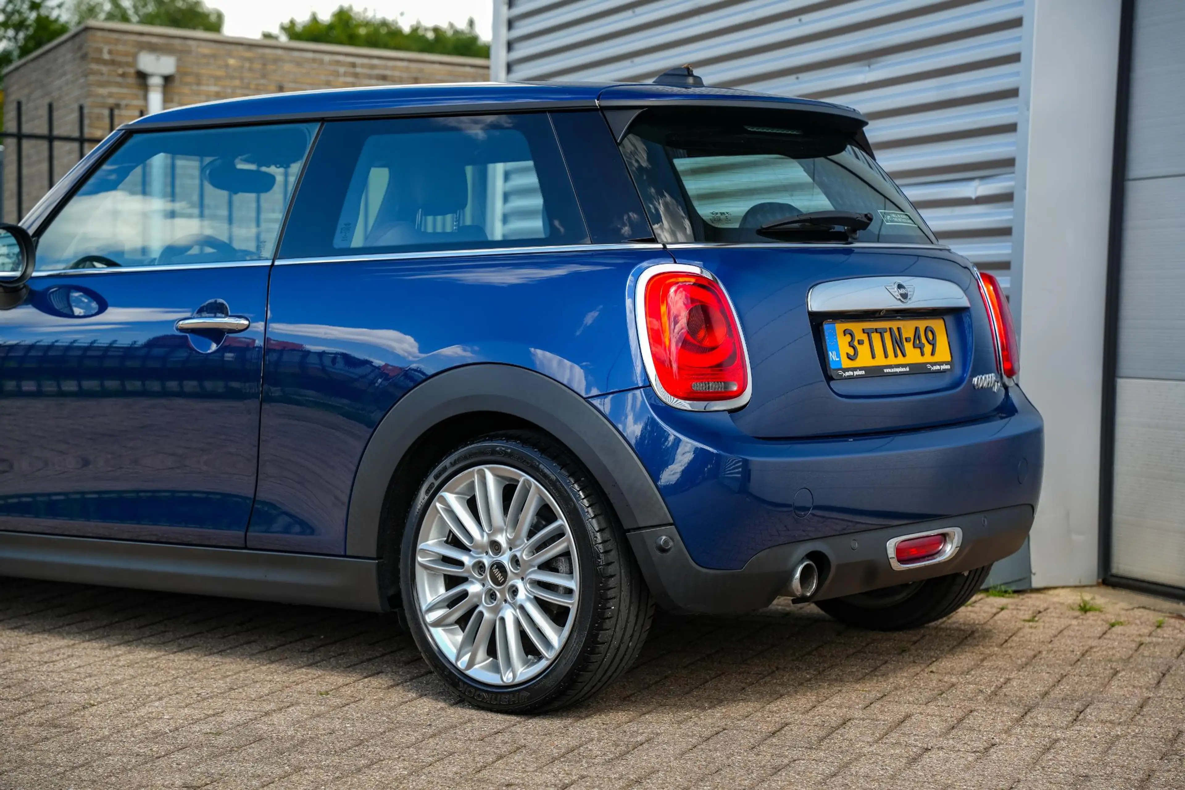 MINI Cooper D Mini 1.5 Chili HeadUp Navi LED Leer Cruise Clima — photo 27