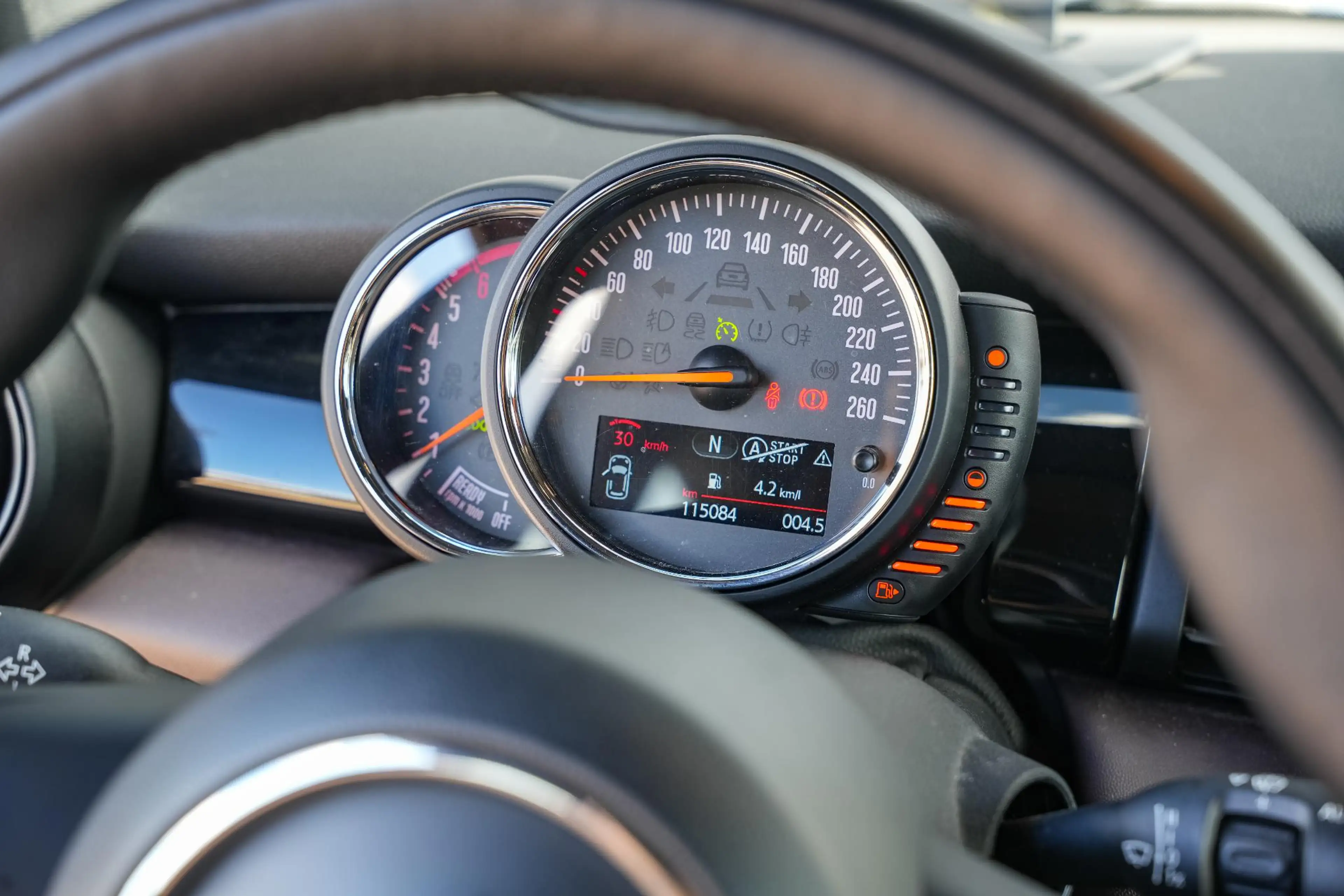 MINI Cooper D Mini 1.5 Chili HeadUp Navi LED Leer Cruise Clima — photo 18