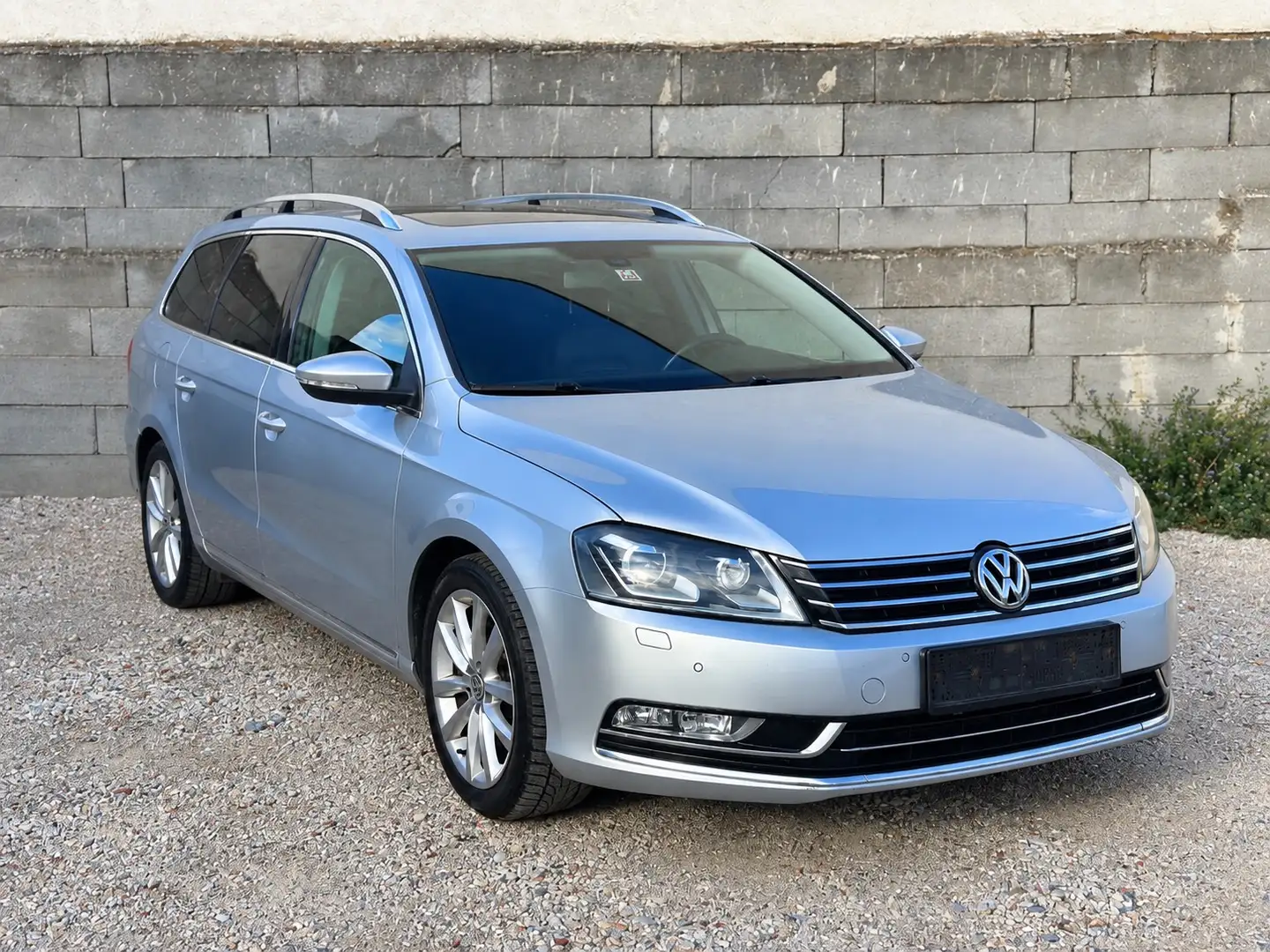 Volkswagen Passat Variant 2.0 Highline BlueMotion/BMT Grau - 2
