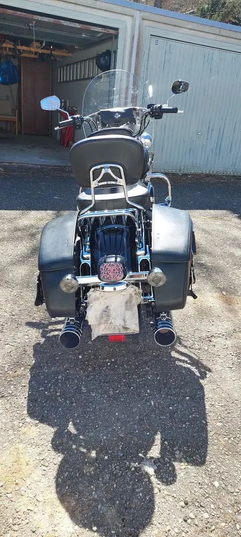 Harley-Davidson Road King . Noir - 1