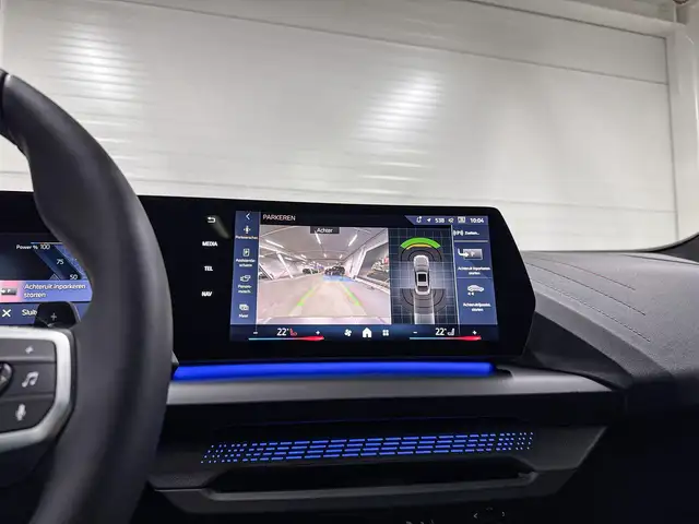 BMW 2 Series view 14