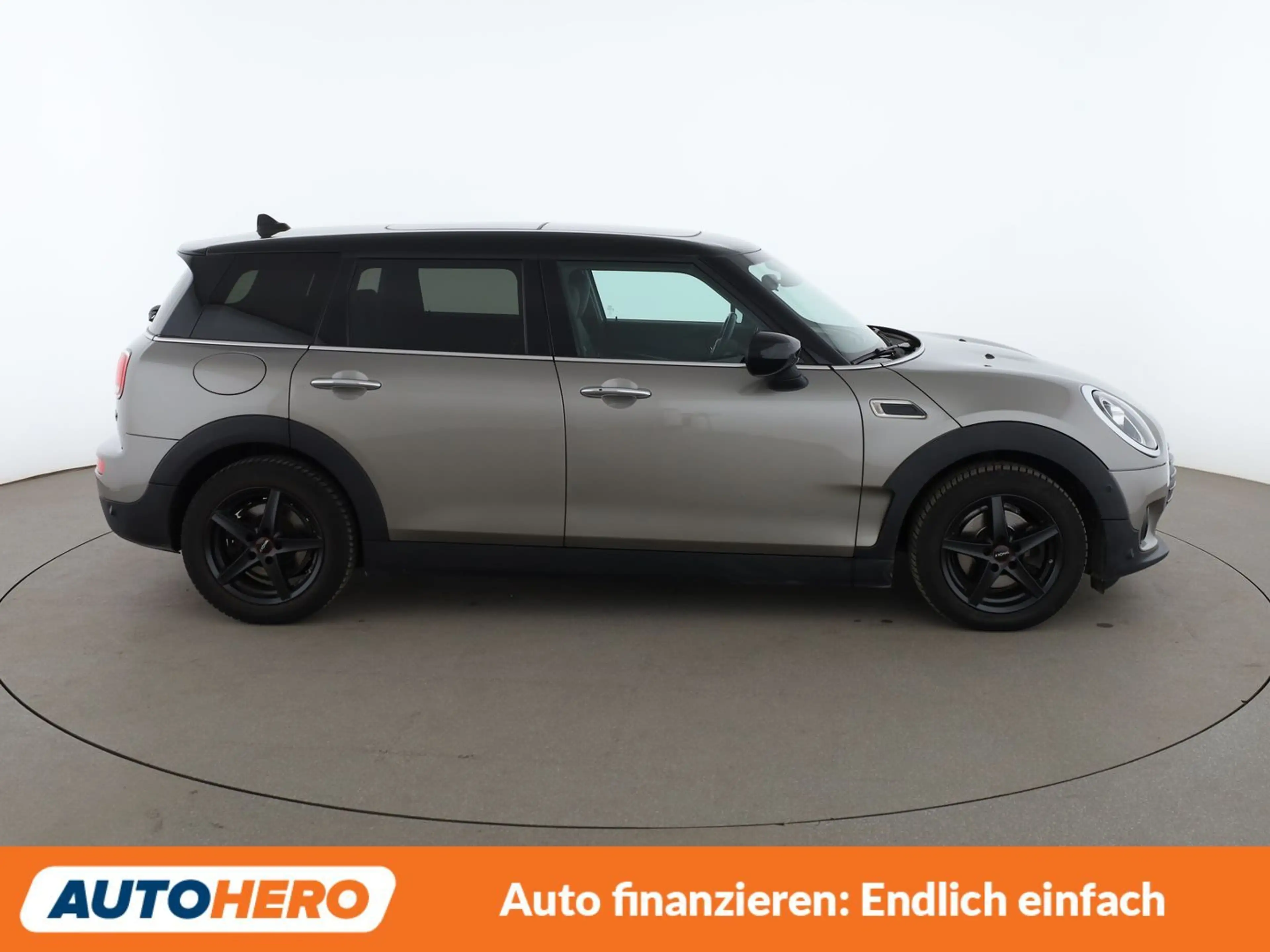 MINI Cooper Clubman Cooper Aut.*NAVI*LED*TEMPO*PANO*PDC*SHZ* — photo 7