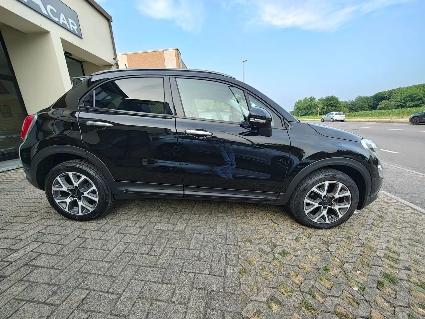 Fiat 500X 1.4 m-air Cross Plus 4x2 140cv Nero - 2