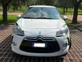 DS Automobiles DS 3 DS3 1.4 hdi So Chic 70cv Alb - thumbnail 1