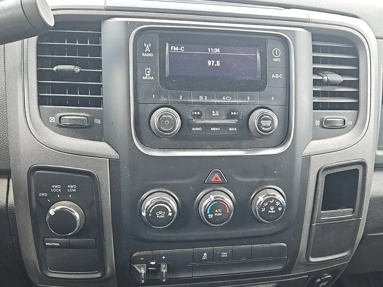 RAM 1500 снимка RAM 1500