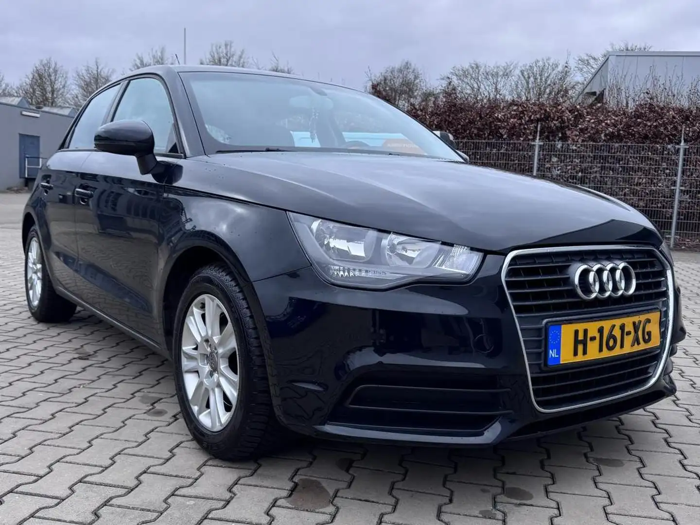Audi A1 A1 1.4 TFSI Amb. PL. Zwart - 1