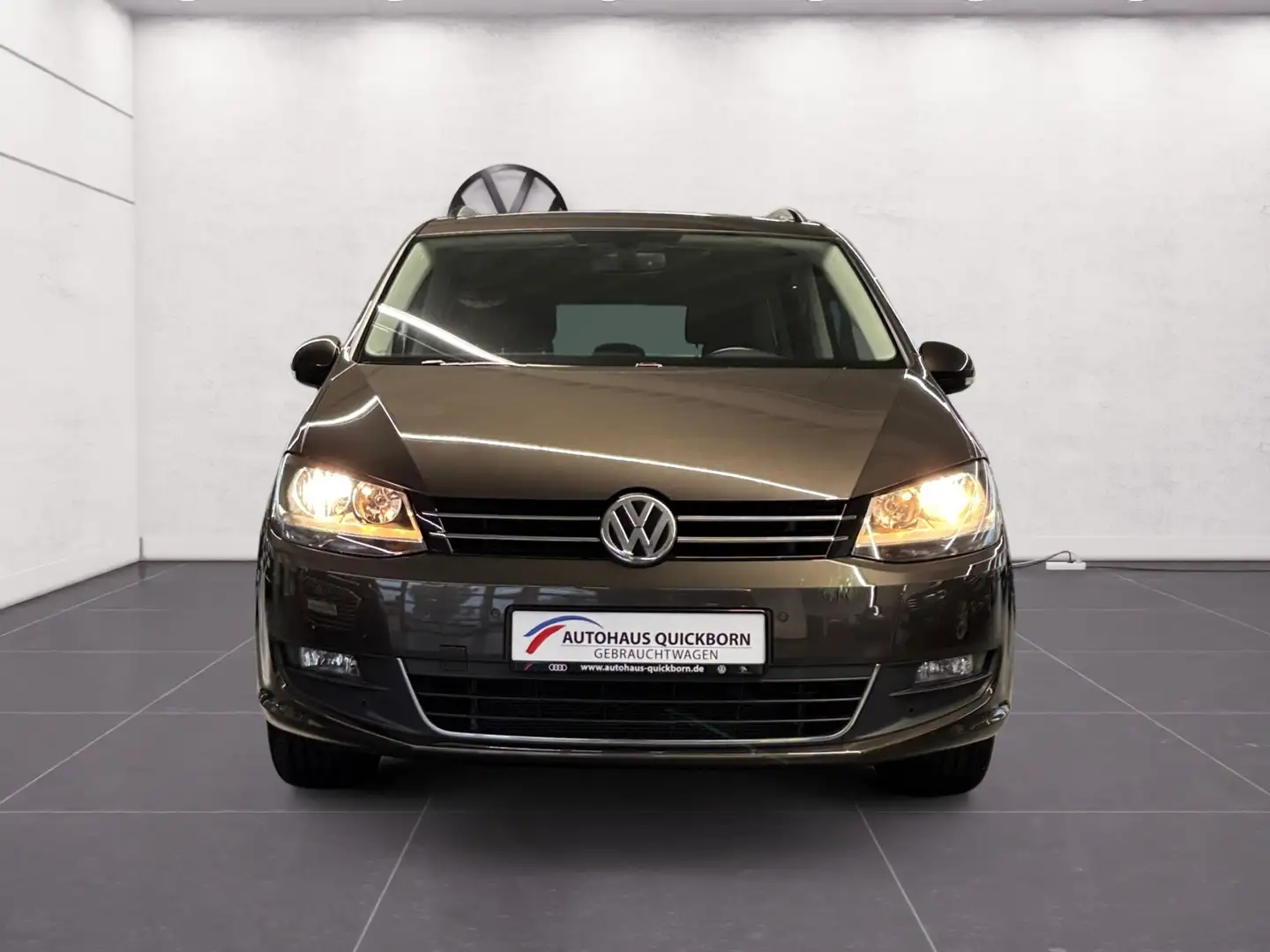 Volkswagen Sharan Comfortline 1.4 TSI 7SITZE PANO NAVI KAMERA Brun - 2