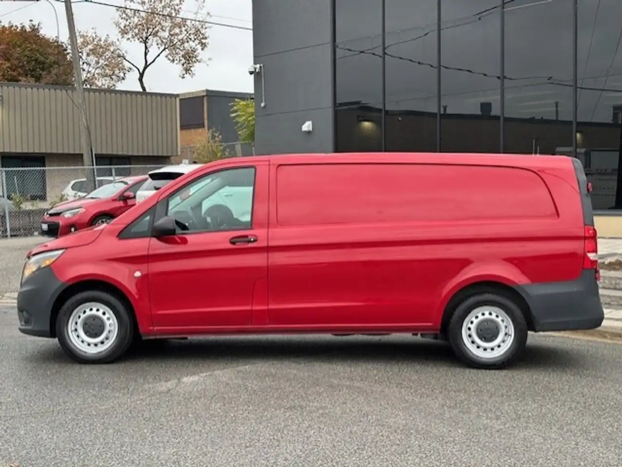 Mercedes-Benz Metris Cargo Van снимка Mercedes-Benz Metris Cargo Van