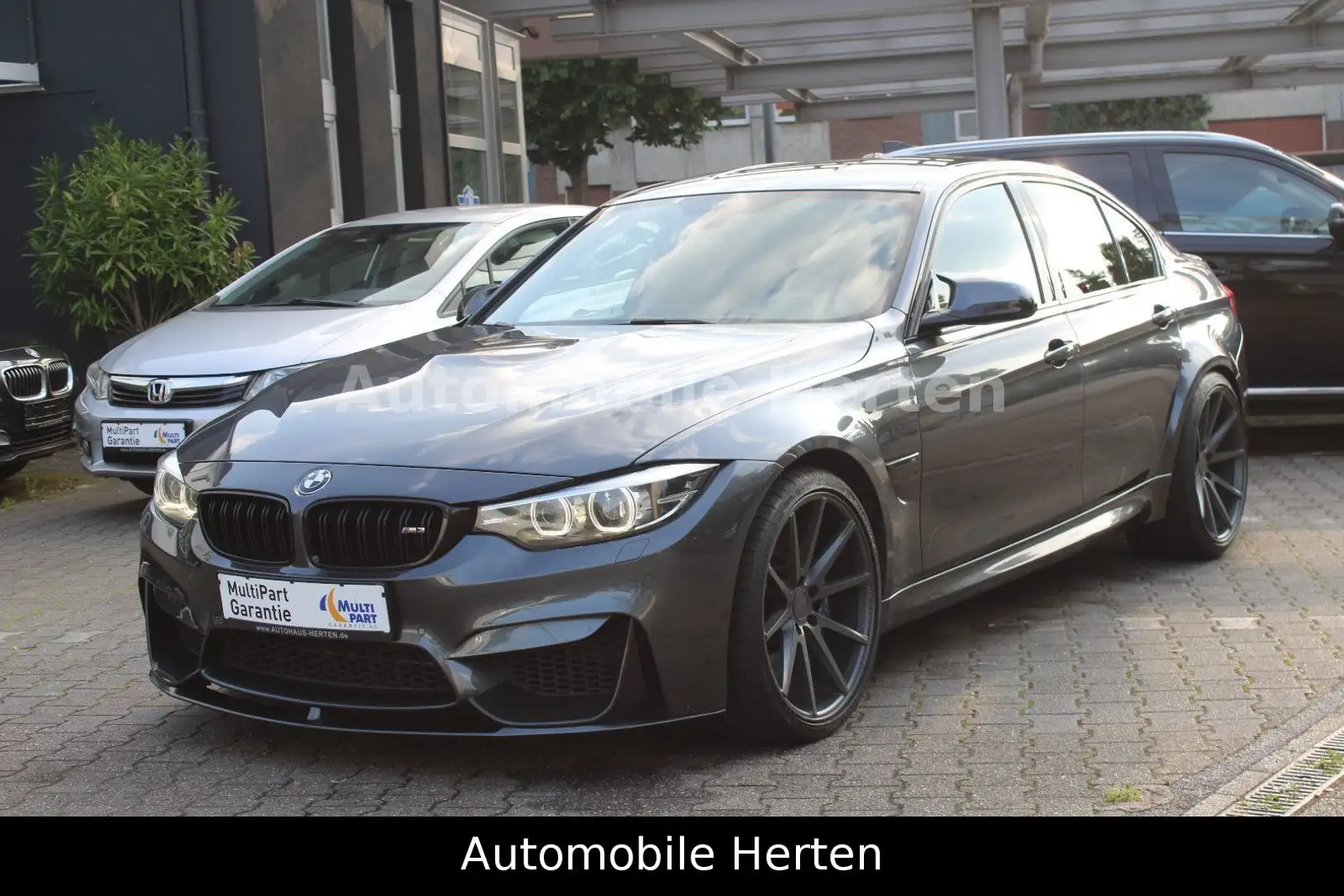 BMW M3 DKG Limo*M-PERFORMANCE*FACELIFT*NAVI*CARBON* Grau - 1