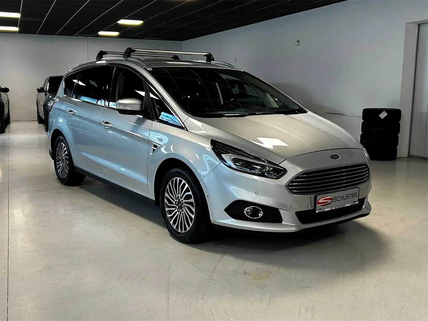Ford S-Max S-MAX Titanium 2.0 EcoBlue SCR *7-Sitzer* Silber - 1