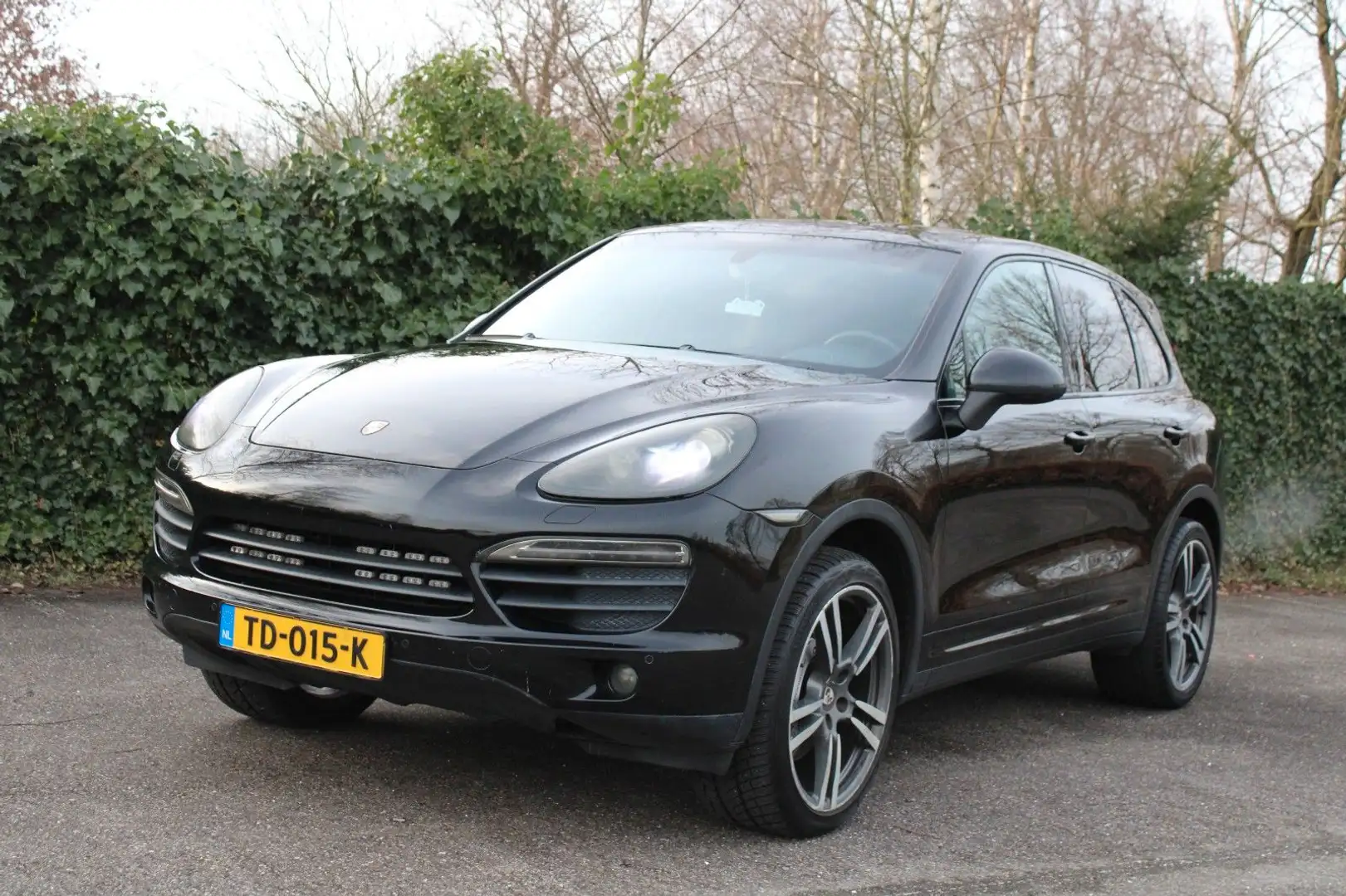 Porsche Cayenne 4.8 S Tiptronic S 2010 V8 400 PS Schwarz Schwarz - 2
