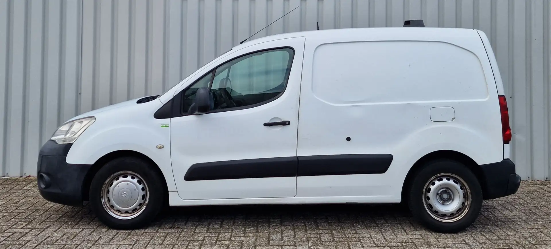 Citroen Berlingo 1.6 HDIF 500 Comfort Weiß - 2