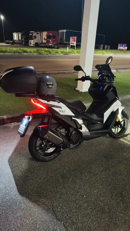 Wottan Motor Sixteen 125