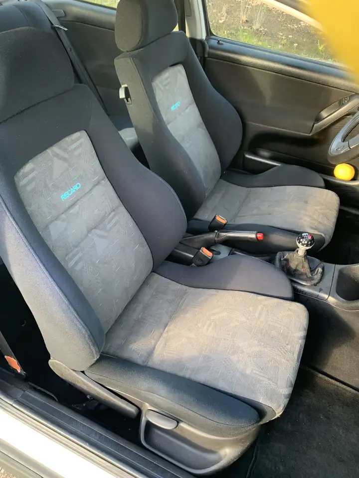 Volkswagen Golf 2.0 GTi, foto 10