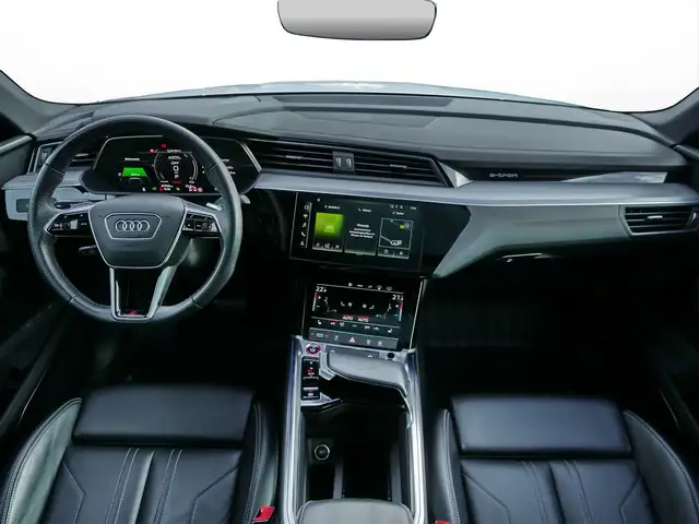 Audi E-Tron view 5